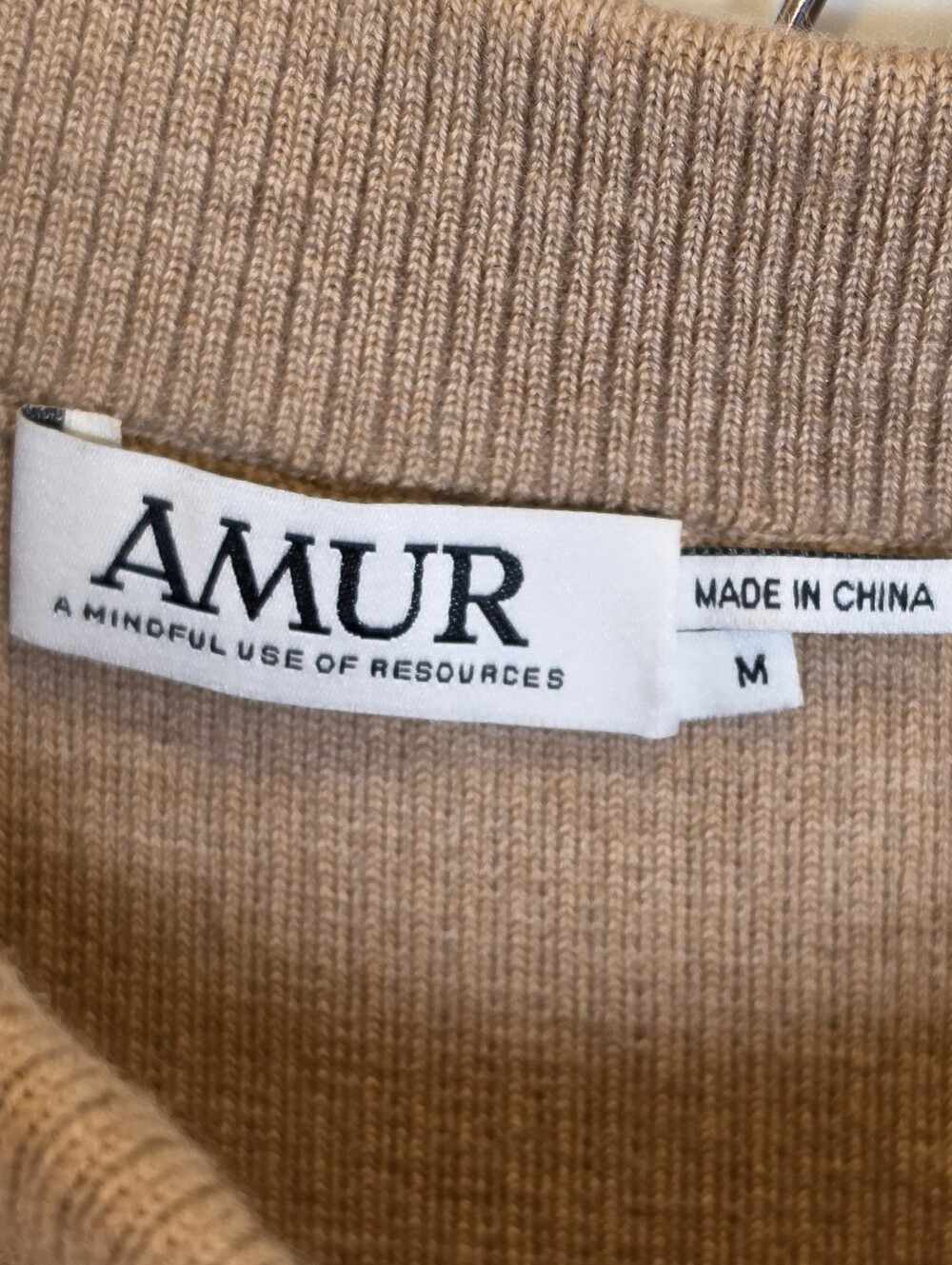 AMUR Ribbed Wool Knit Midi Skirt Beige Camel Slit Size M Sustainable Luxury - Picture 5 of 6
